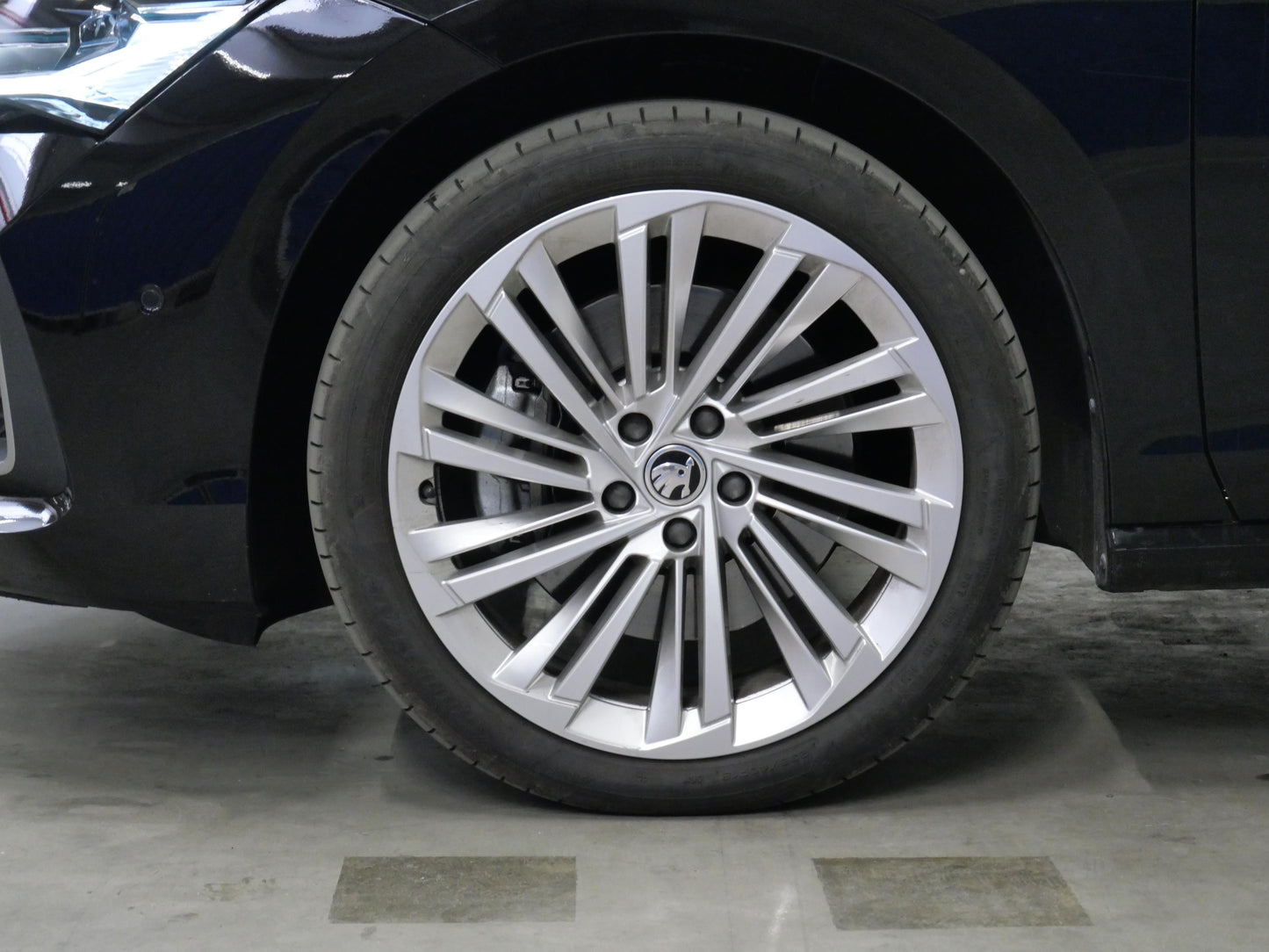 Škoda Superb 2.0 TDI 142 kW L&K