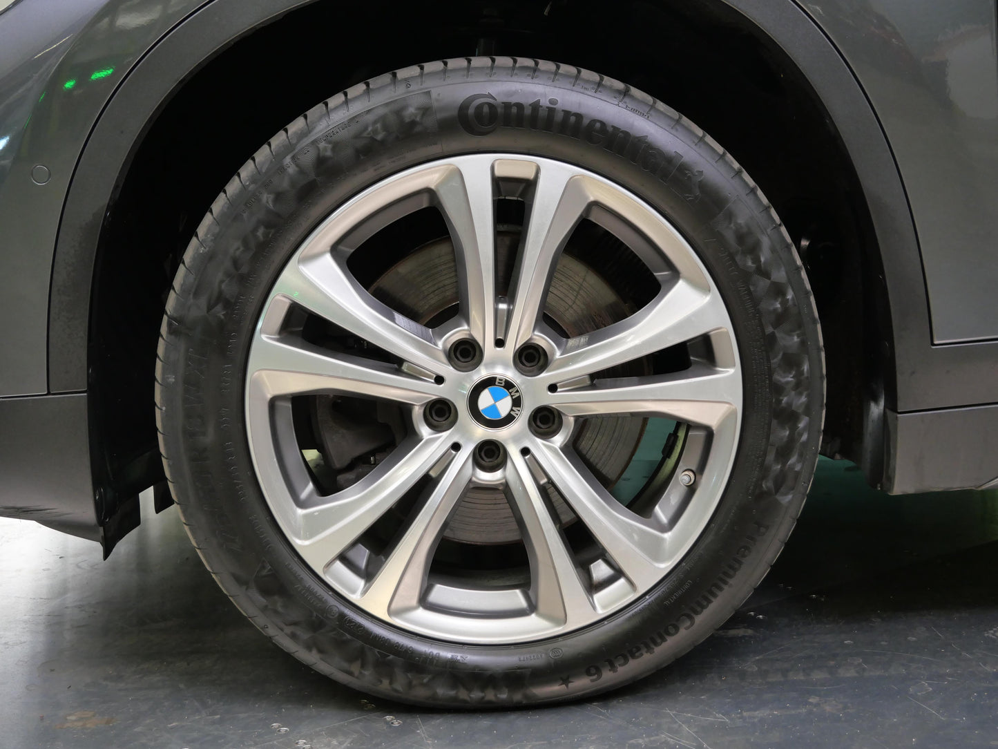 BMW X1 20i 140 kW xDrive Sportline