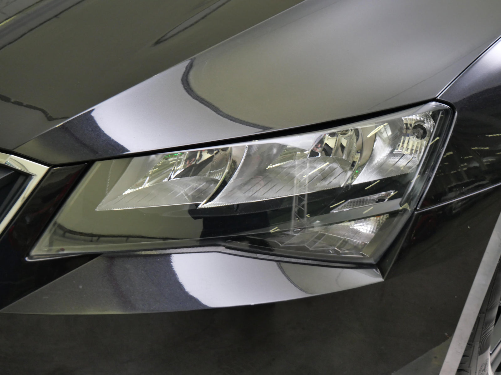 Škoda Superb 1.6 TDI 88 kW Active – foto 9