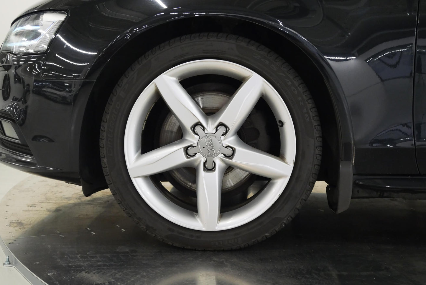 Audi A4 2.0 TDI 130 kW Attraction