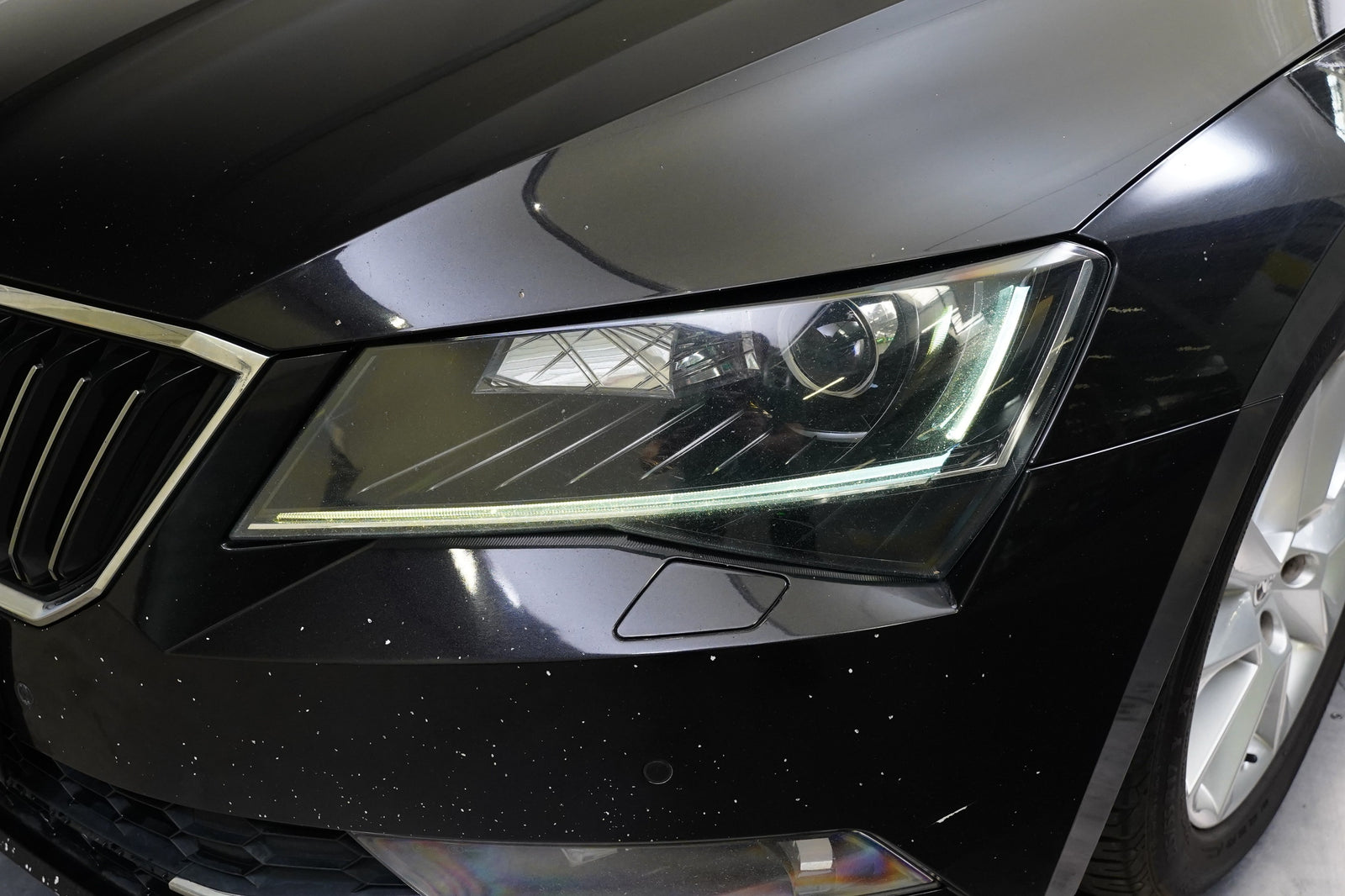 Škoda Superb 2.0 TDI 110kW Ambition – foto 9