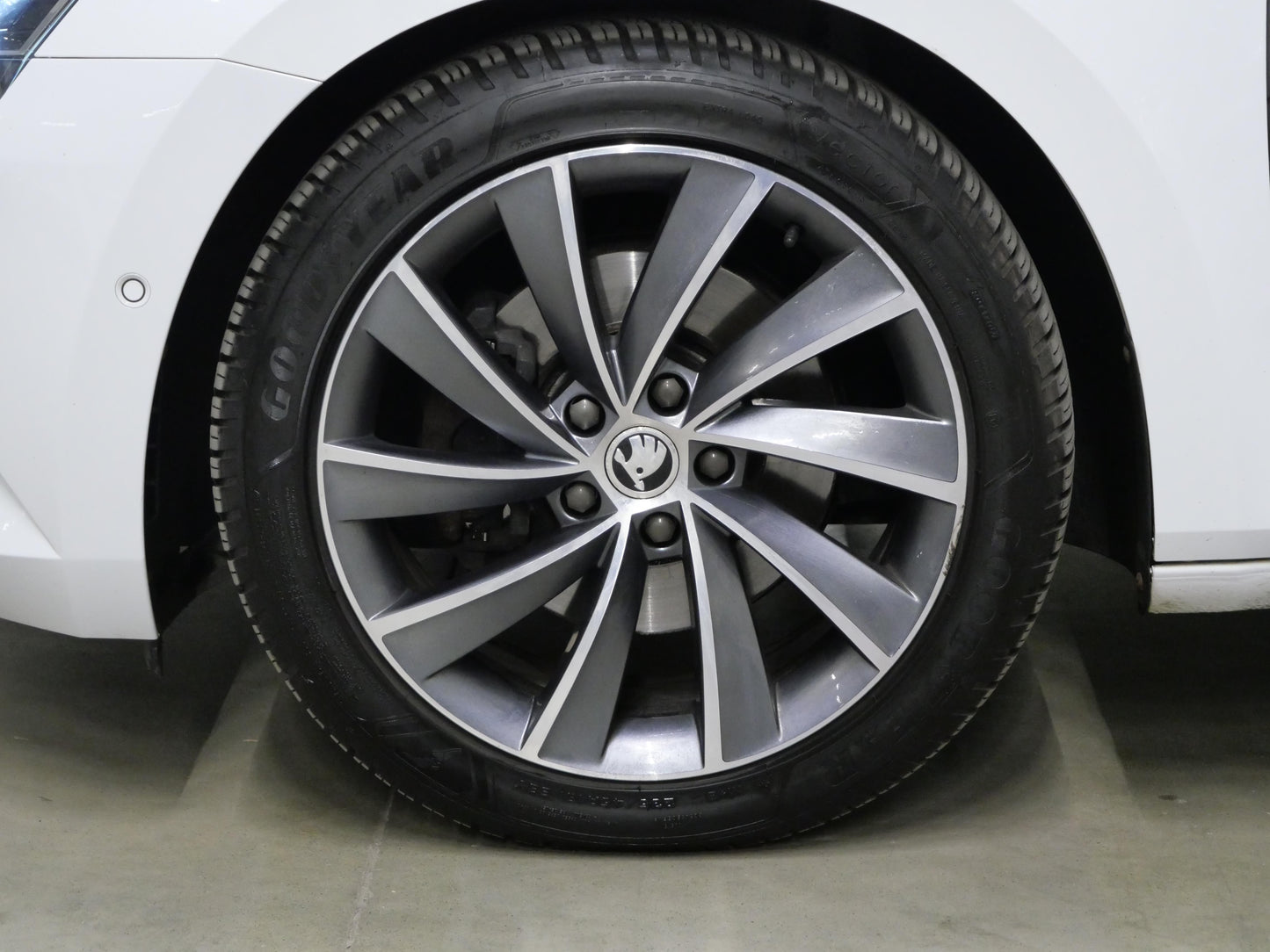 Škoda Superb 2.0 TDI 140 kW 4x4 L&K