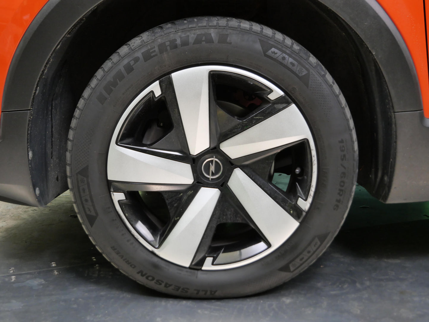 Opel Crossland X 1.2 i 96 kW Edition