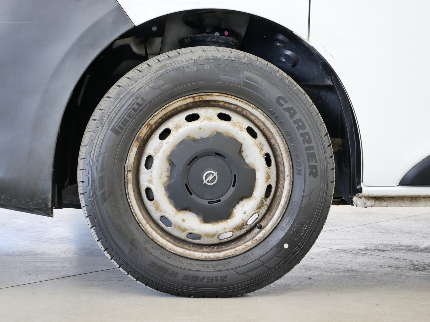 Opel Vivaro 1.6CDTi 85kW 9 míst L2H1