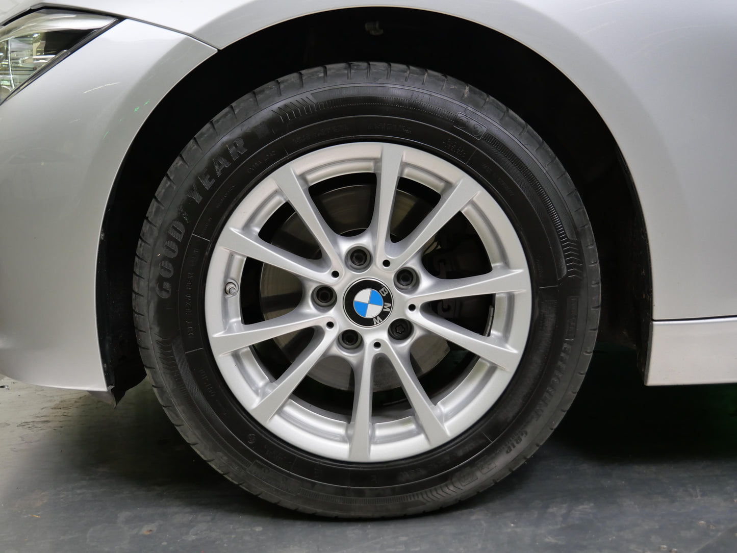 BMW 320 320d 140 kW xDrive