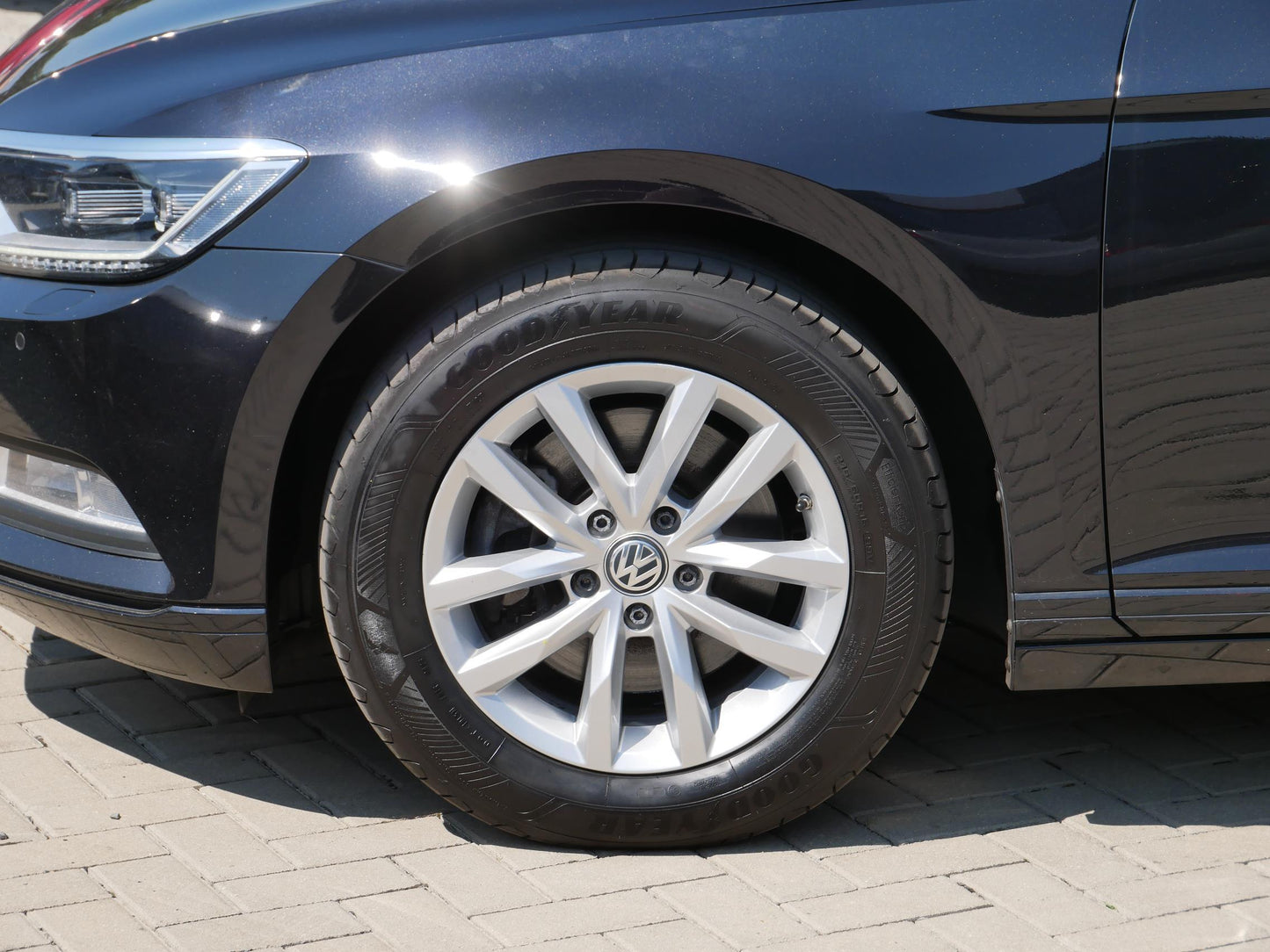 Volkswagen Passat 2.0 TDI 110 kW COMFORTLINE