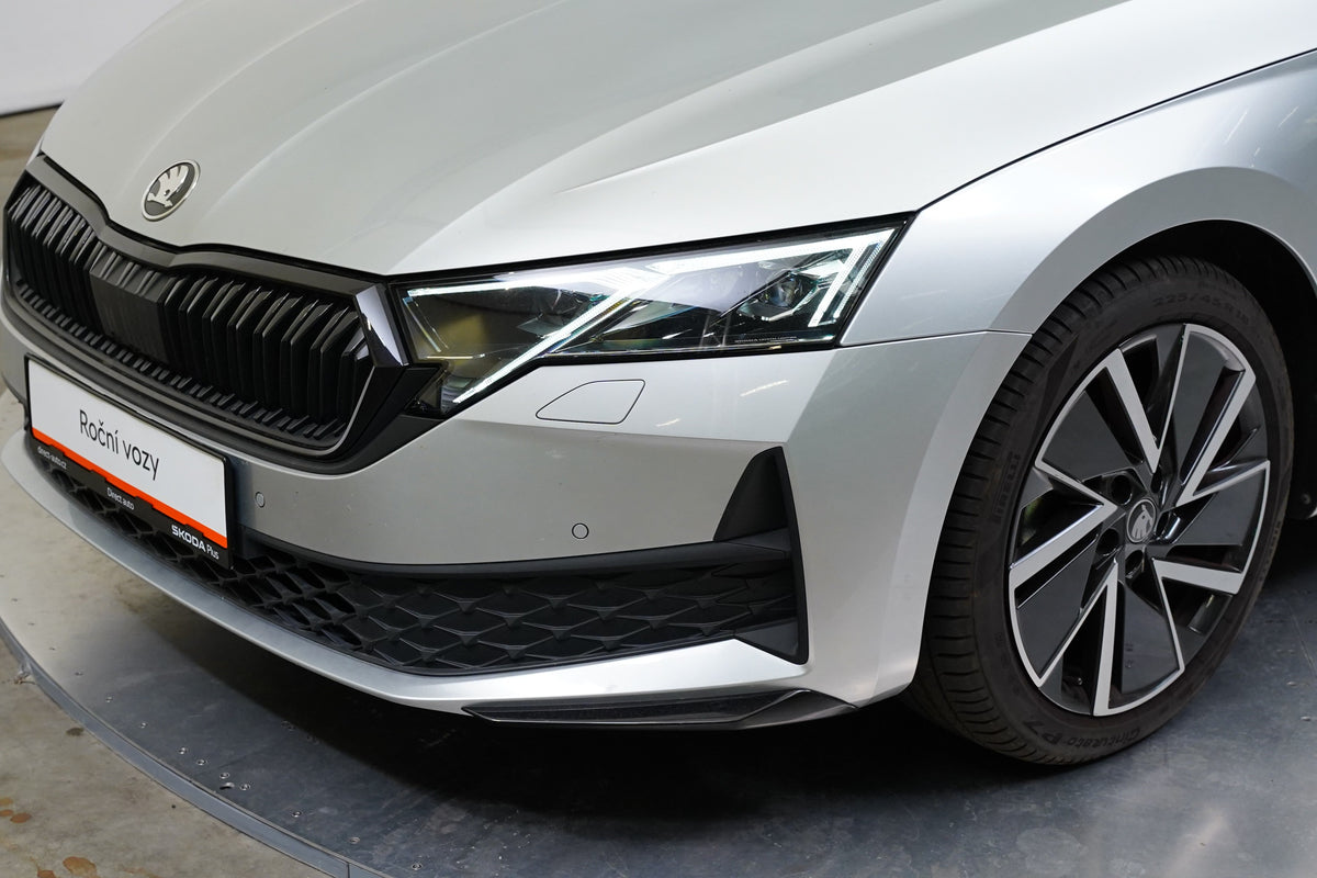 Škoda Octavia 1.5 eTSI 110 kW DSG Sportline – foto 9