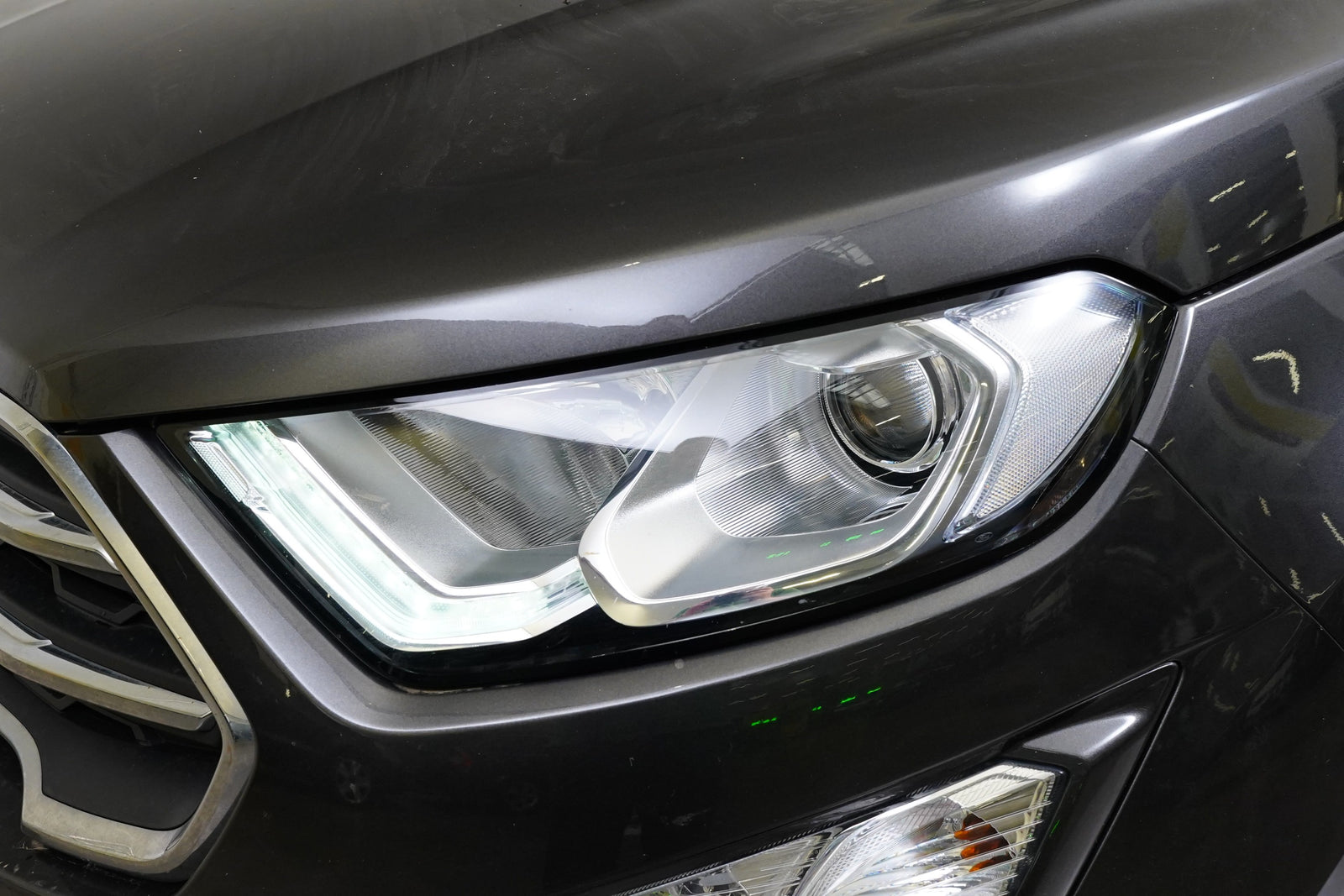 Ford Ecosport 1.0 EcoBoost 92 kW Titanium – foto 9