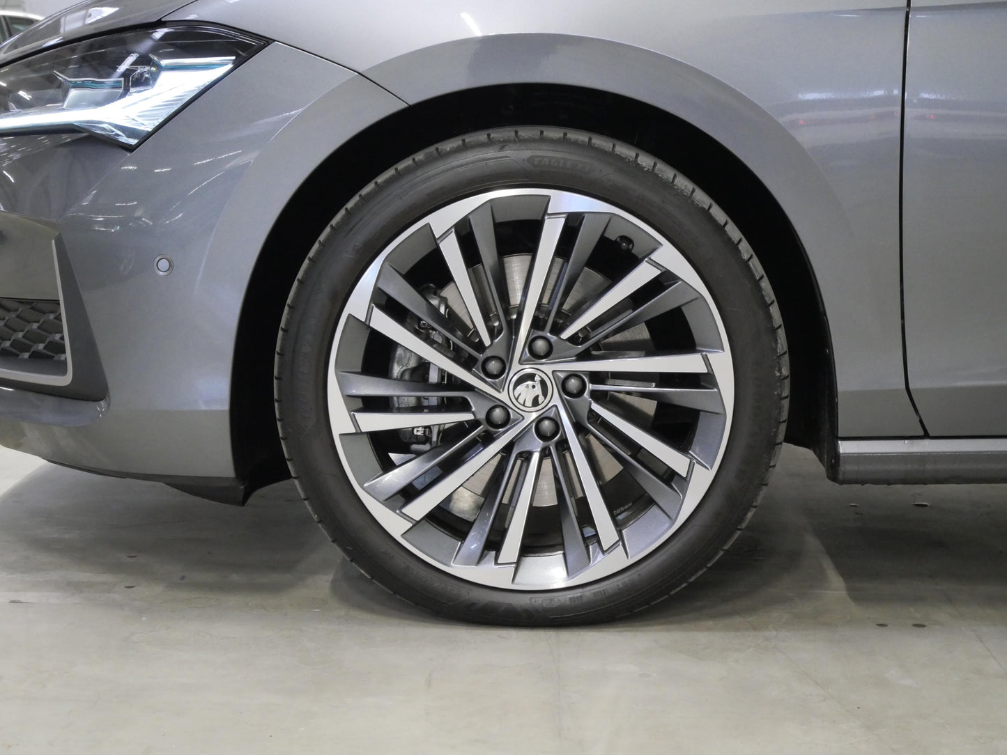 Škoda Superb 2.0 TDI 142 kW L&K