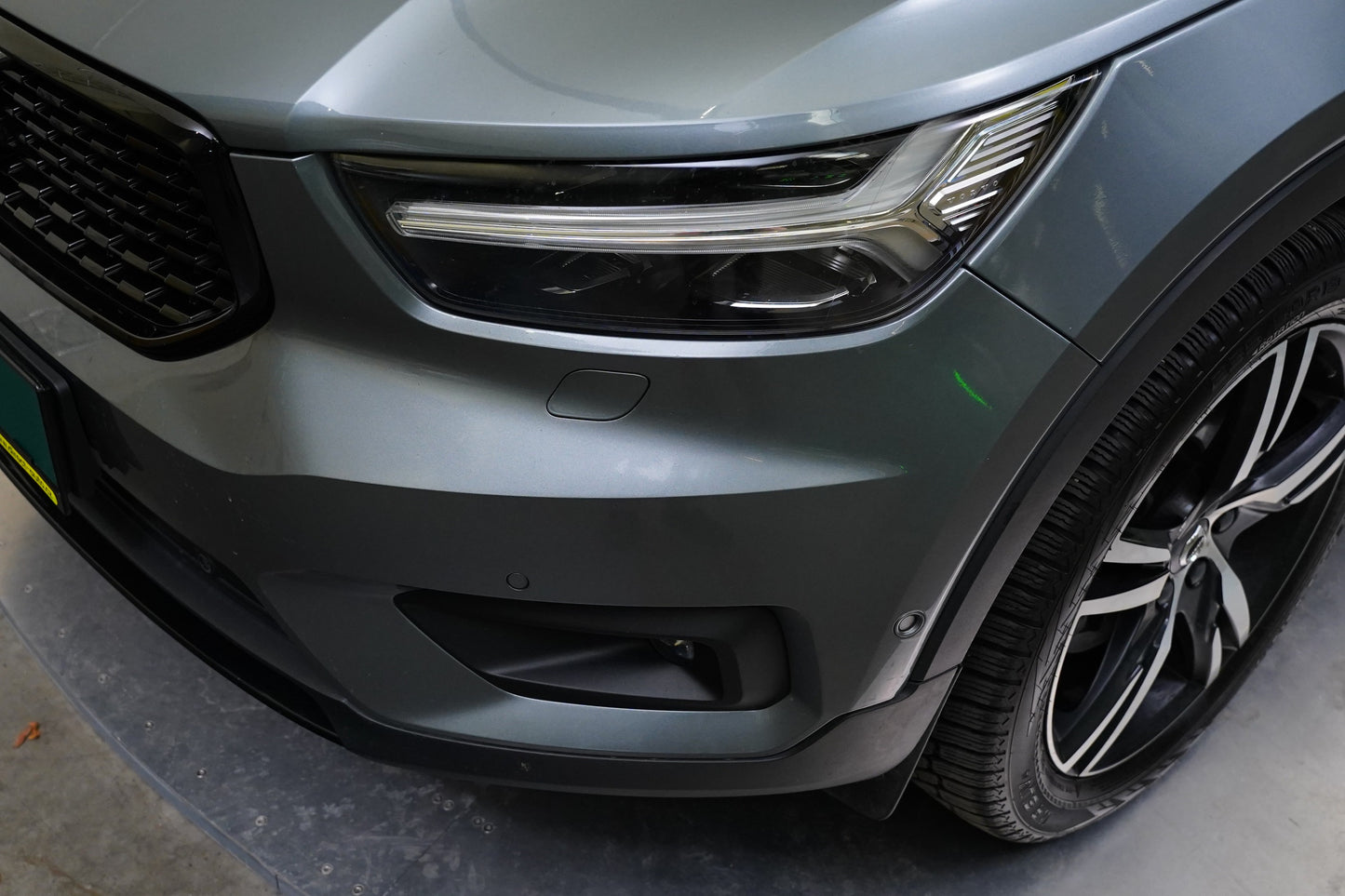 Volvo XC40 2.0 D 140 kW R-design AWD