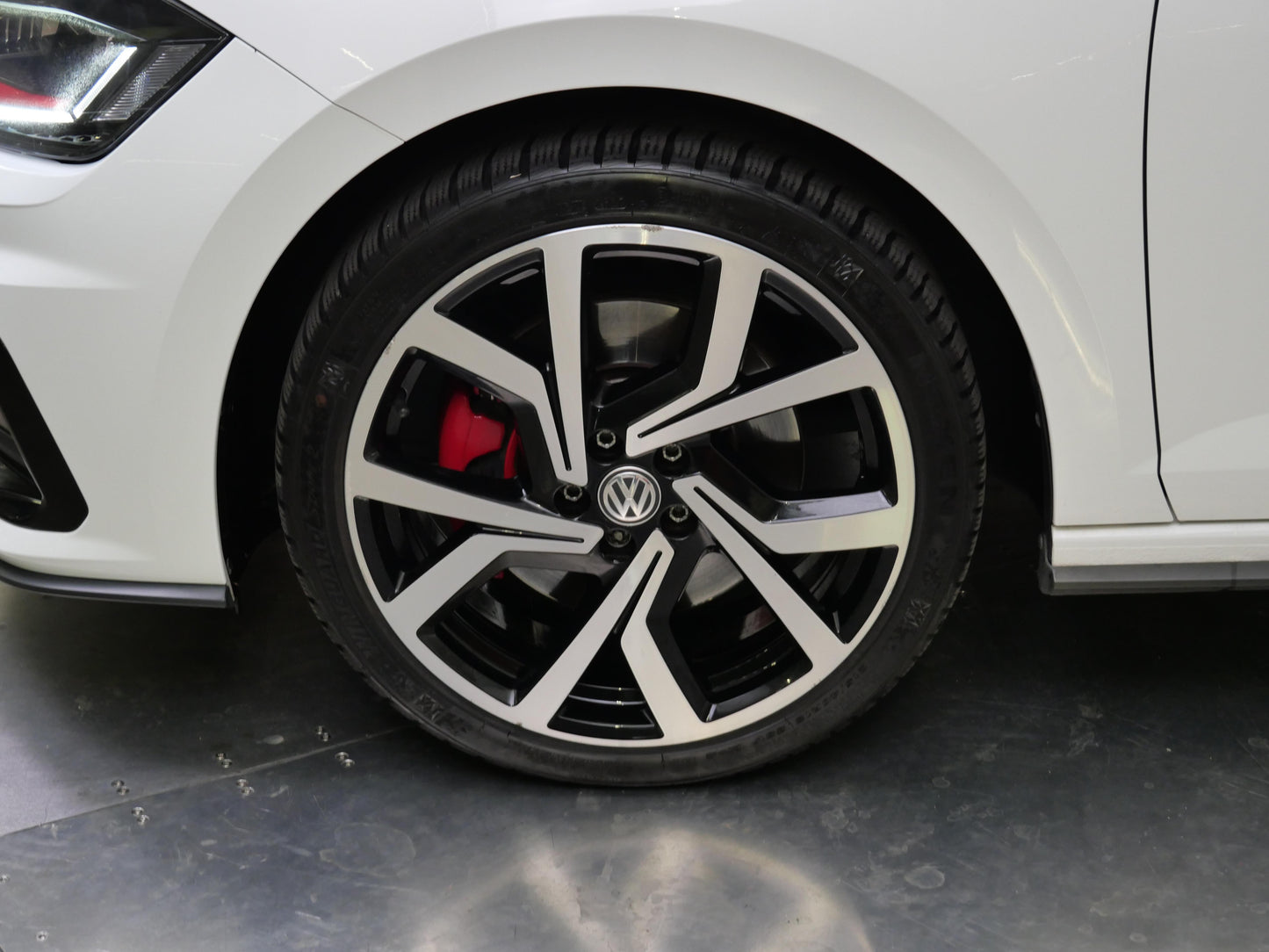 Volkswagen Polo 2.0 TFSI 147 kW GTI
