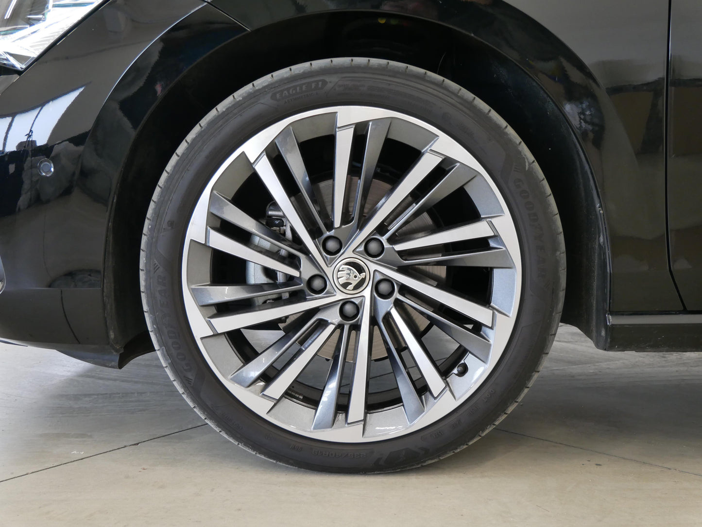 Škoda Superb 2.0 TDI 110 kW L&K