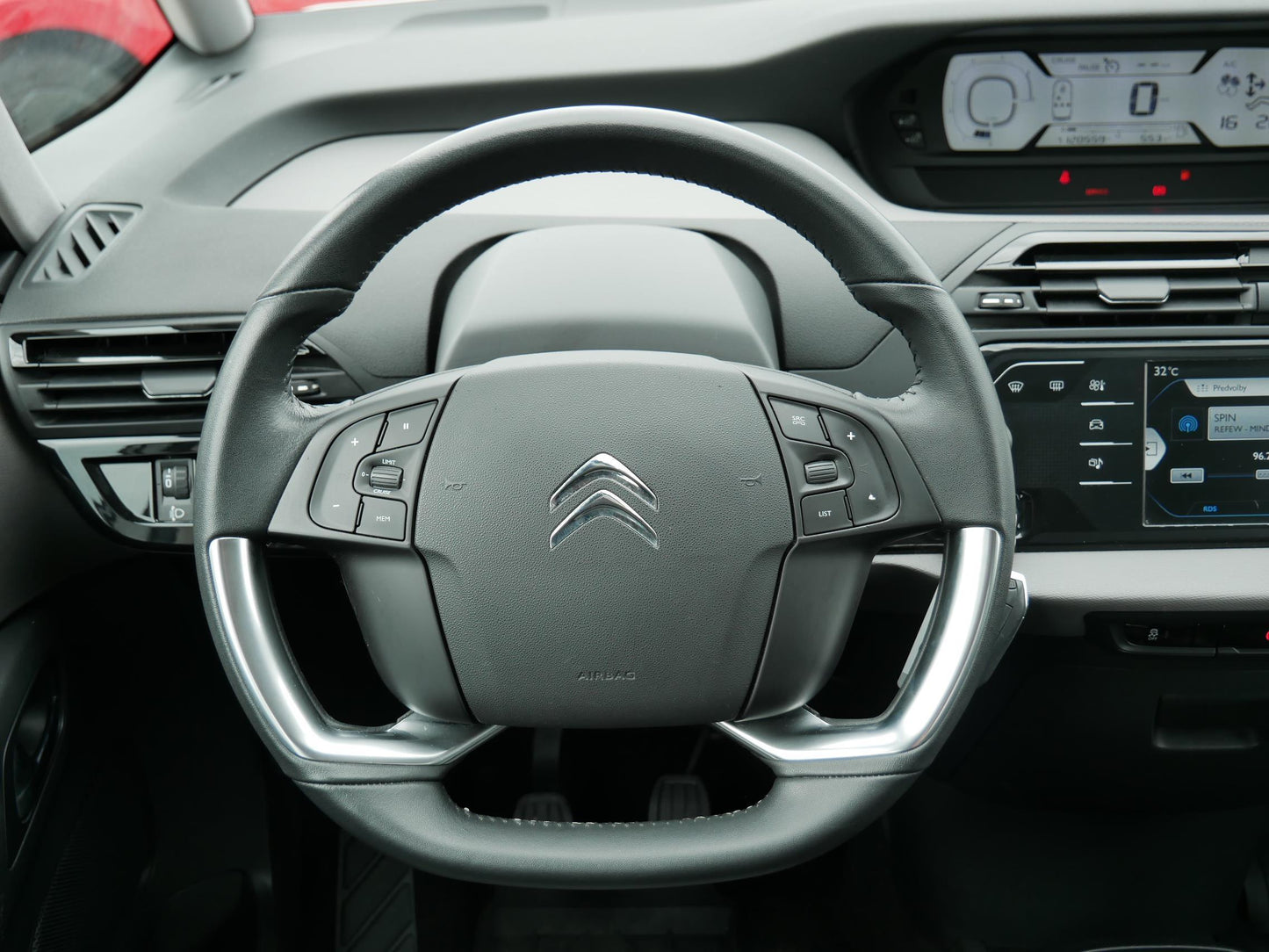 Citroën Grand C4 Picasso 1.6 VTi 88 kW Attraction