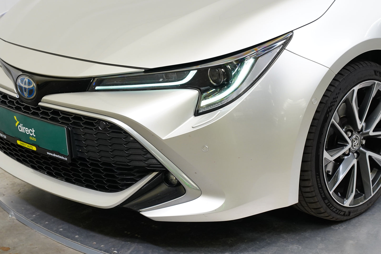 Toyota Corolla 2.0 HEV e-CVT 112 kW Selection – foto 9
