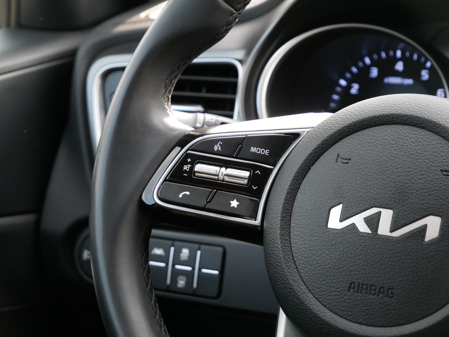 Kia Ceed 1.5 T-GDI 117 kW Exclusive