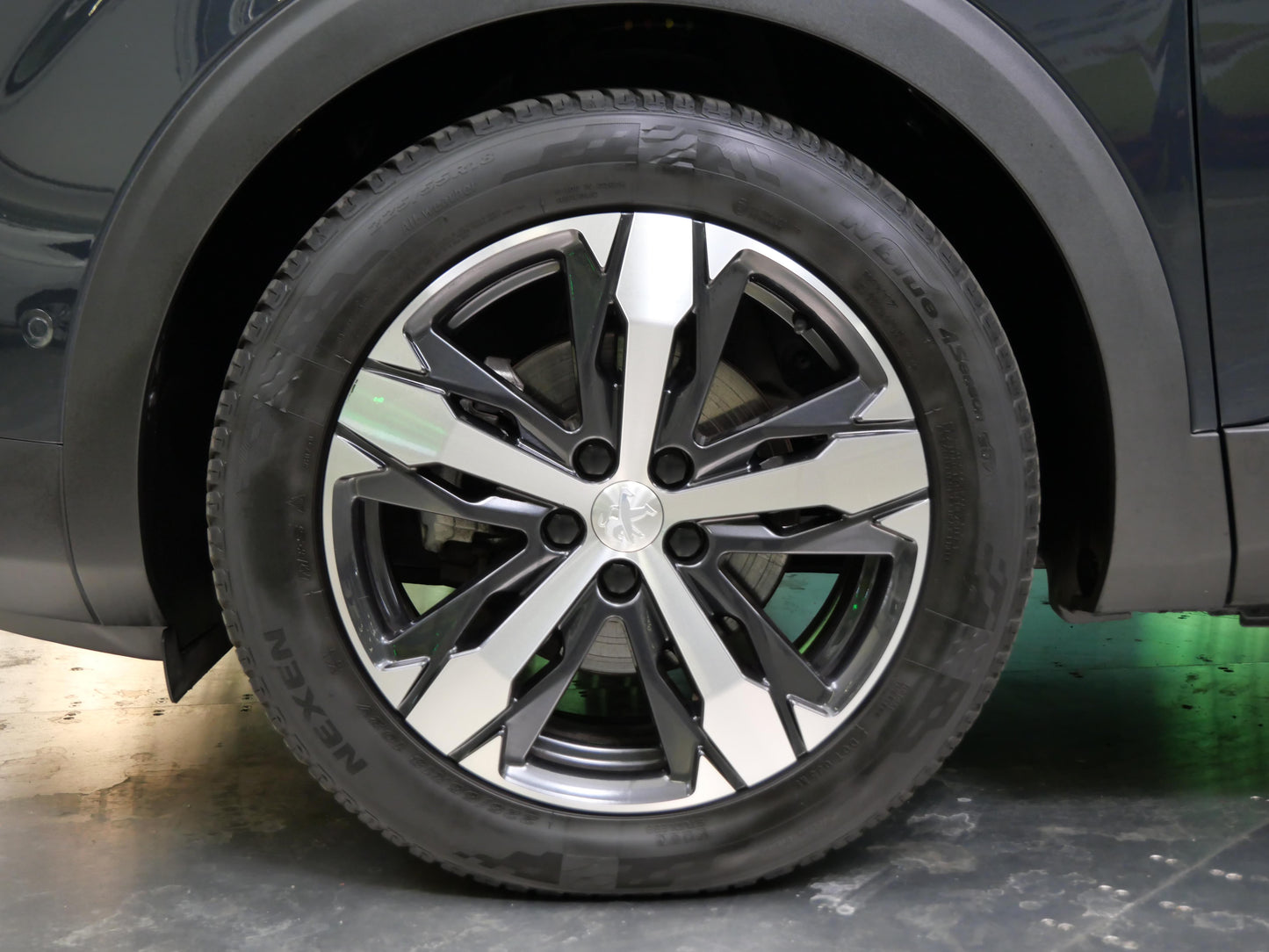 Peugeot 3008 1.2 PureTech 96 kW Allure