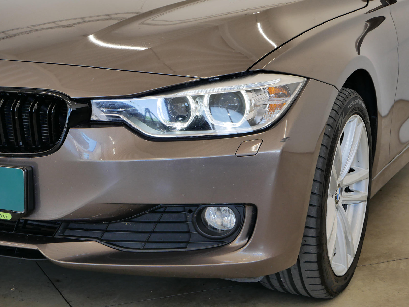 BMW Řada 3 318d 105 kW xDrive Touring – foto 9
