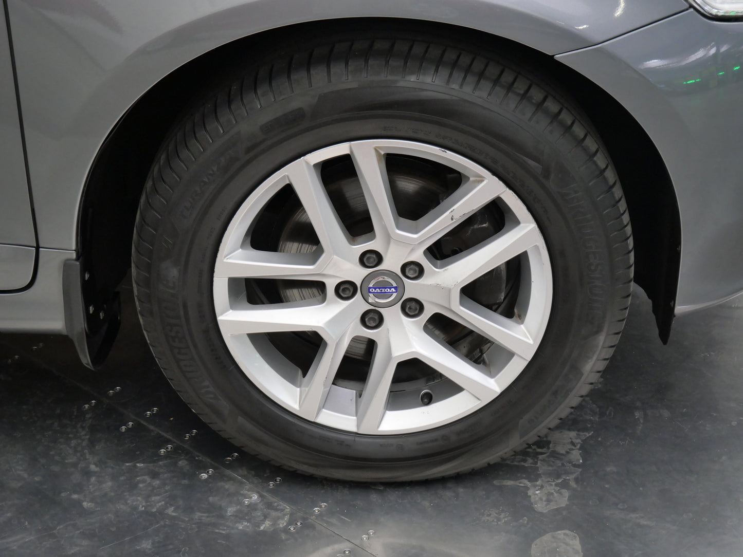 Volvo XC60 2.4 D 140 kW Momentum