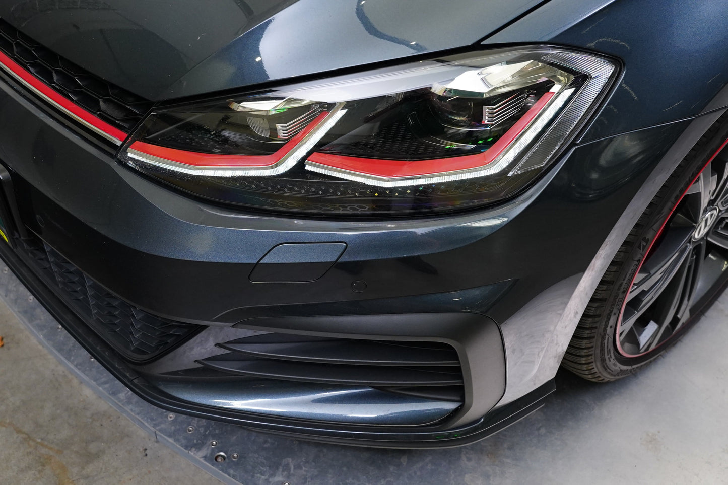 Volkswagen Golf 2.0 TSI 180 kW GTI Performance