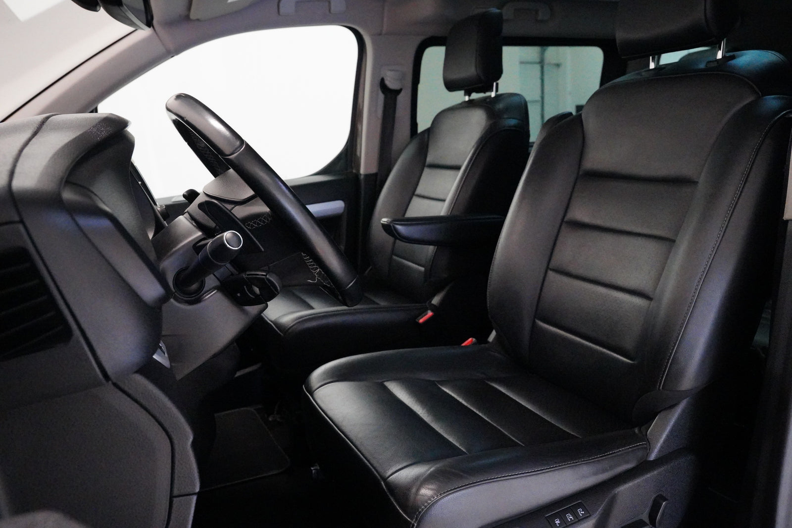 Toyota Proace Verso 2.0 D-4D 130 kW VIP L1 – foto 6