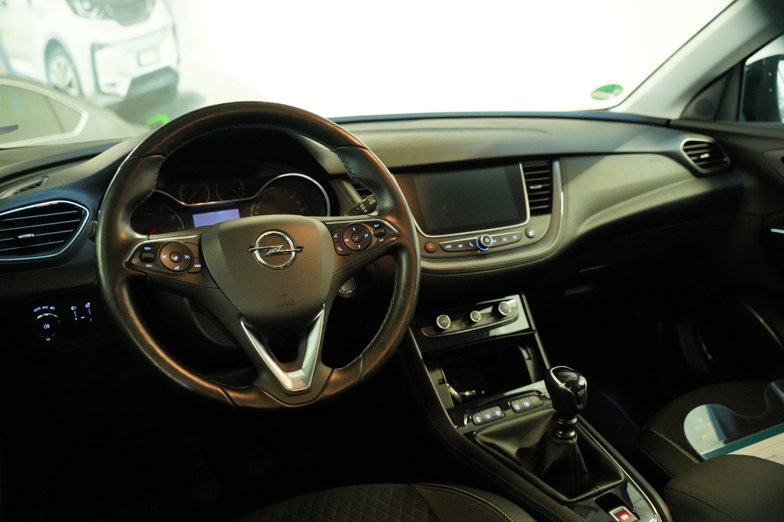 Opel Grandland X 1.2 Turbo 96 kW Dynamic – foto 5