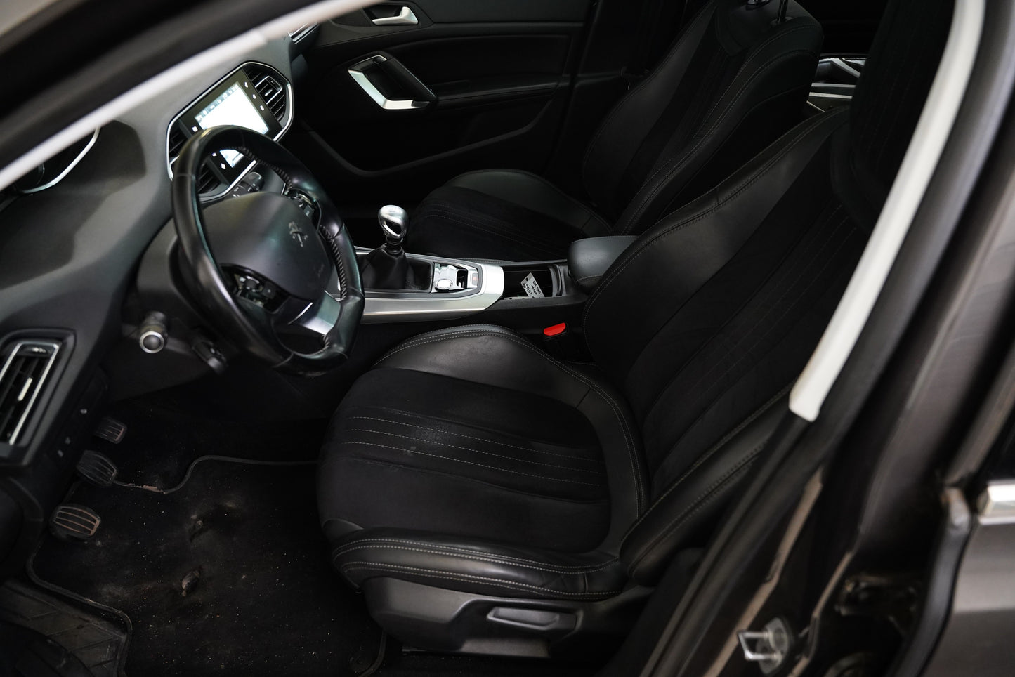 Peugeot 308 2.0 Blue-HDi 110 kW Allure