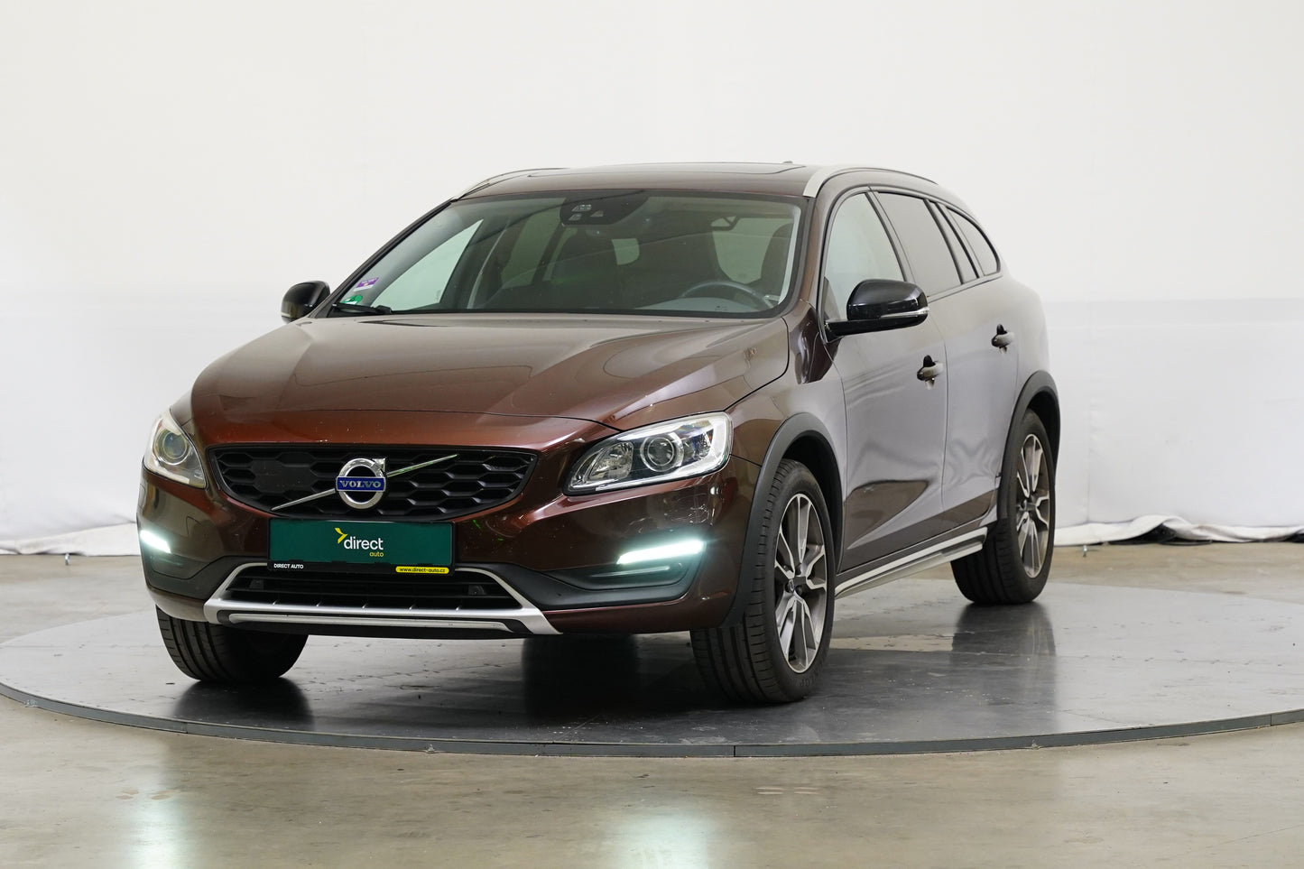Volvo V60 2.0 D4 140 kW Cross Country