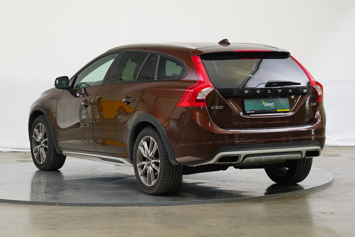 Volvo V60 2.0 D4 140 kW Cross Country