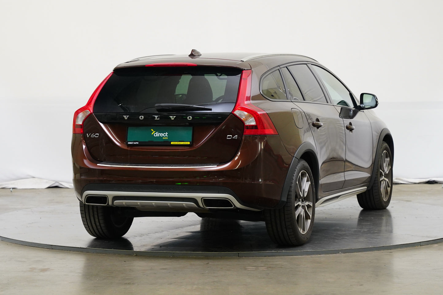 Volvo V60 2.0 D4 140 kW Cross Country