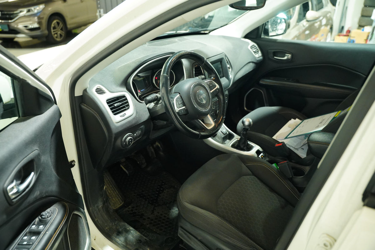 Jeep Compass 2.0 M-Jet 103 kW – foto 6