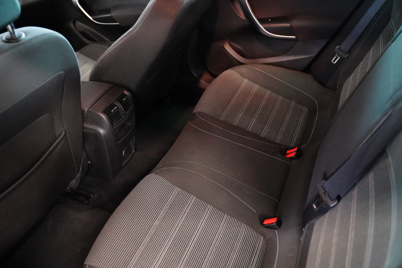 Opel Insignia 2.0 CDTi 120 kW – foto 24
