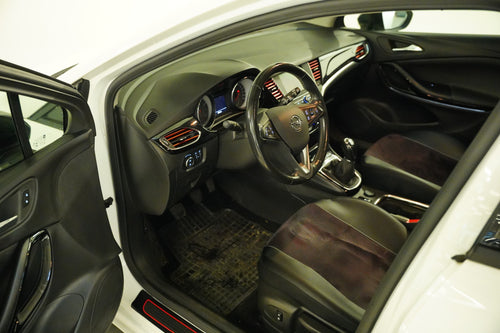 Opel Astra 1.2 T 96 kW DesignTech – foto 6