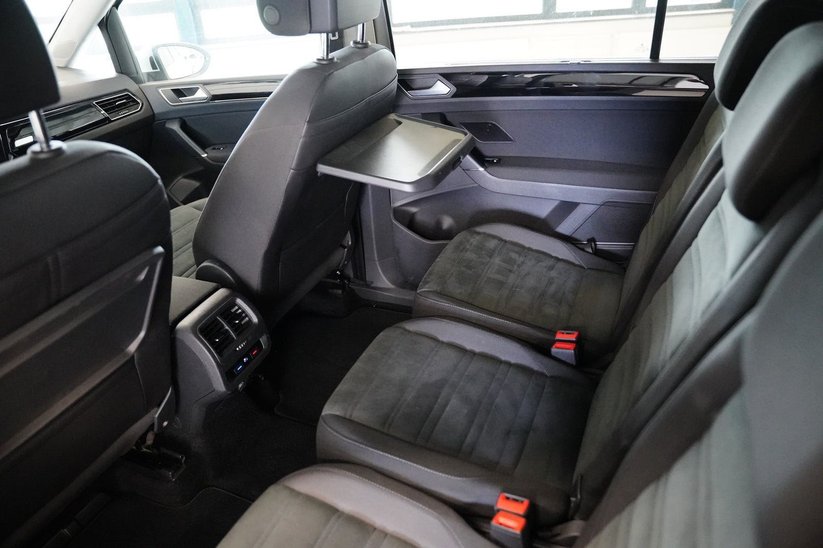 Volkswagen Touran 2.0 TDI 110 kW Highline – foto 24
