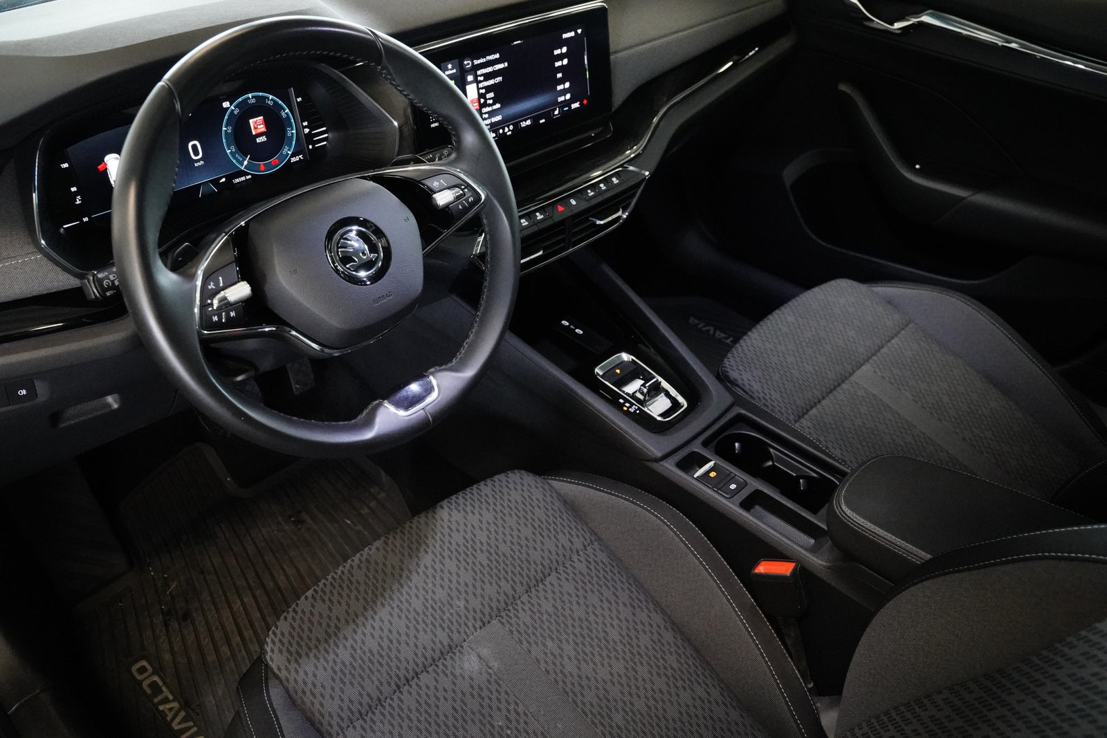 Škoda Octavia 2.0 TDI 85 kW DSG Style – foto 5