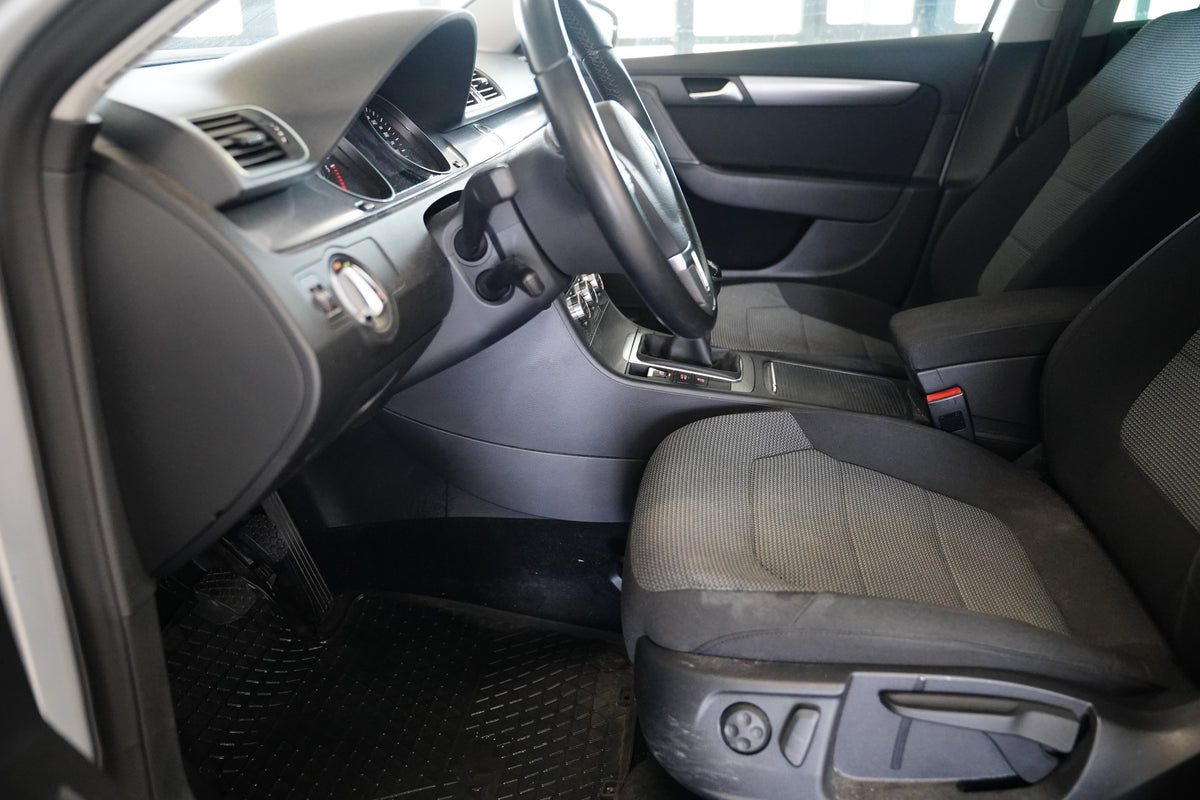 Volkswagen Passat 2.0 TDI 130kW Comfortline – foto 6