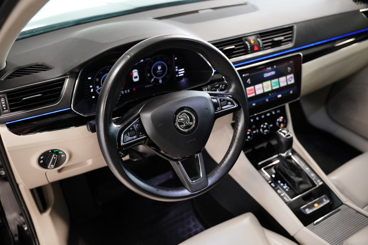 Škoda Superb 2.0 TDI 140 kW L&K DSG 4X4 – foto 5