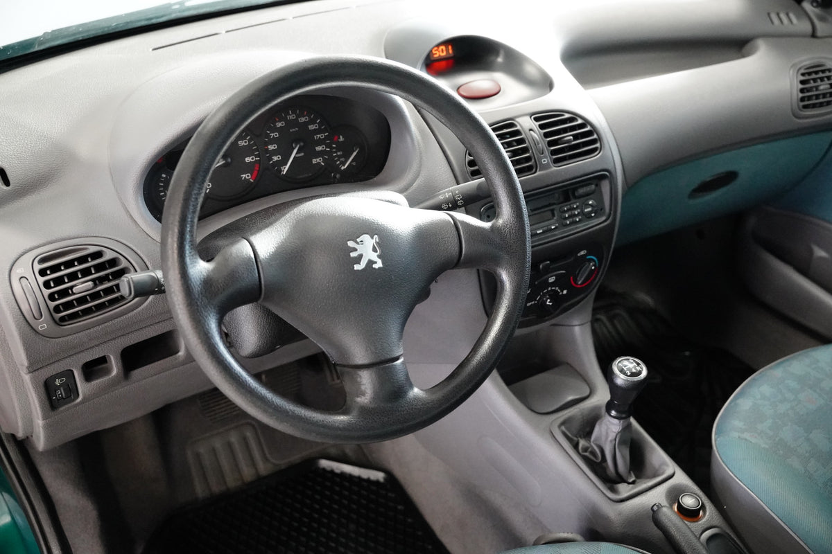 Peugeot 206 1.1 44 kW – foto 5