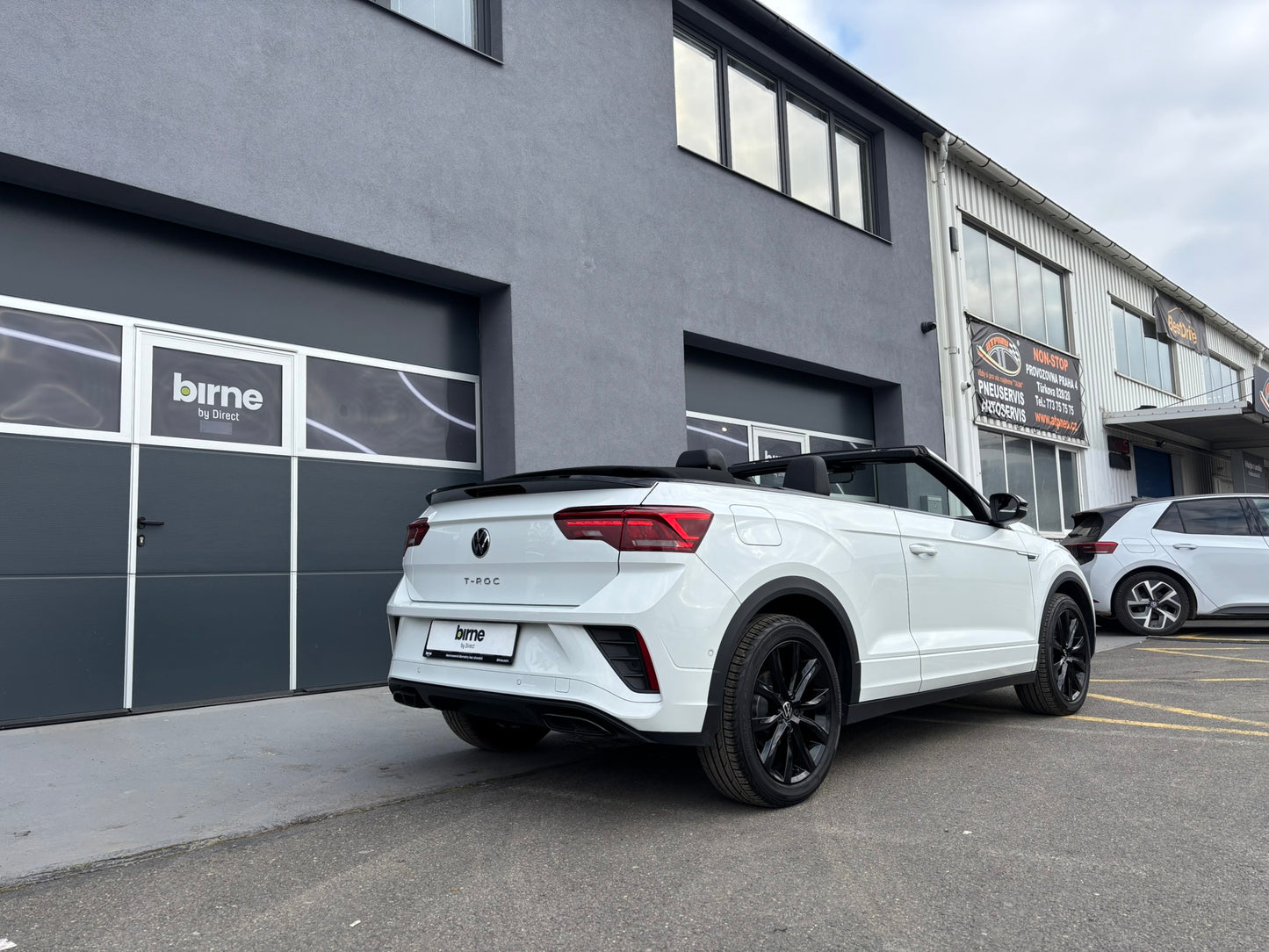 Volkswagen T-Roc 1.5 TSI Cabriolet R-Line