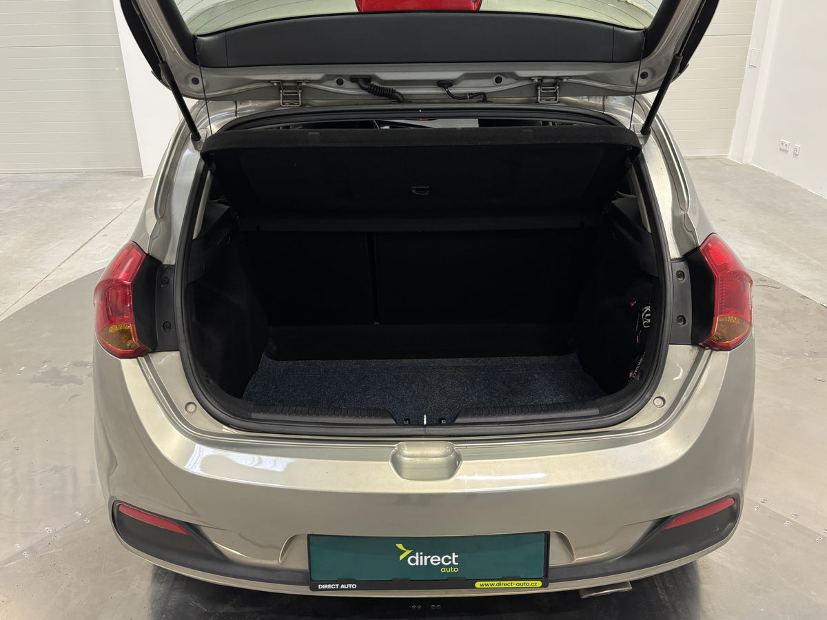 Kia Ceed 1.4 CVVT 73 kW