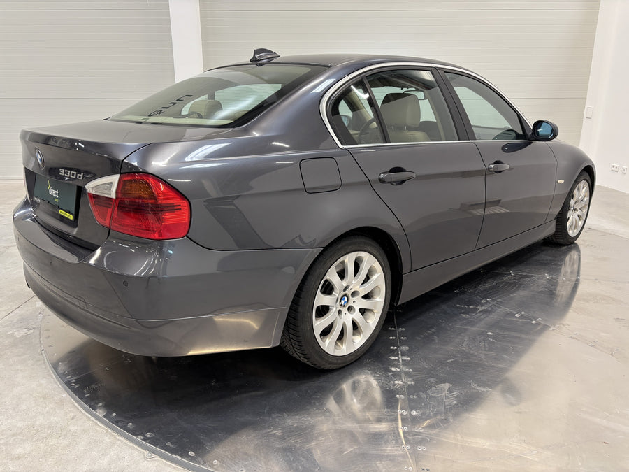 BMW Řada 3 330d 170 kW – foto 2