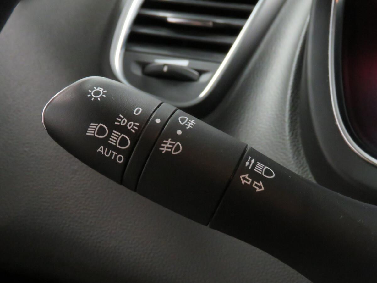 Renault Scénic 1.3 TCE 85 kW Limited