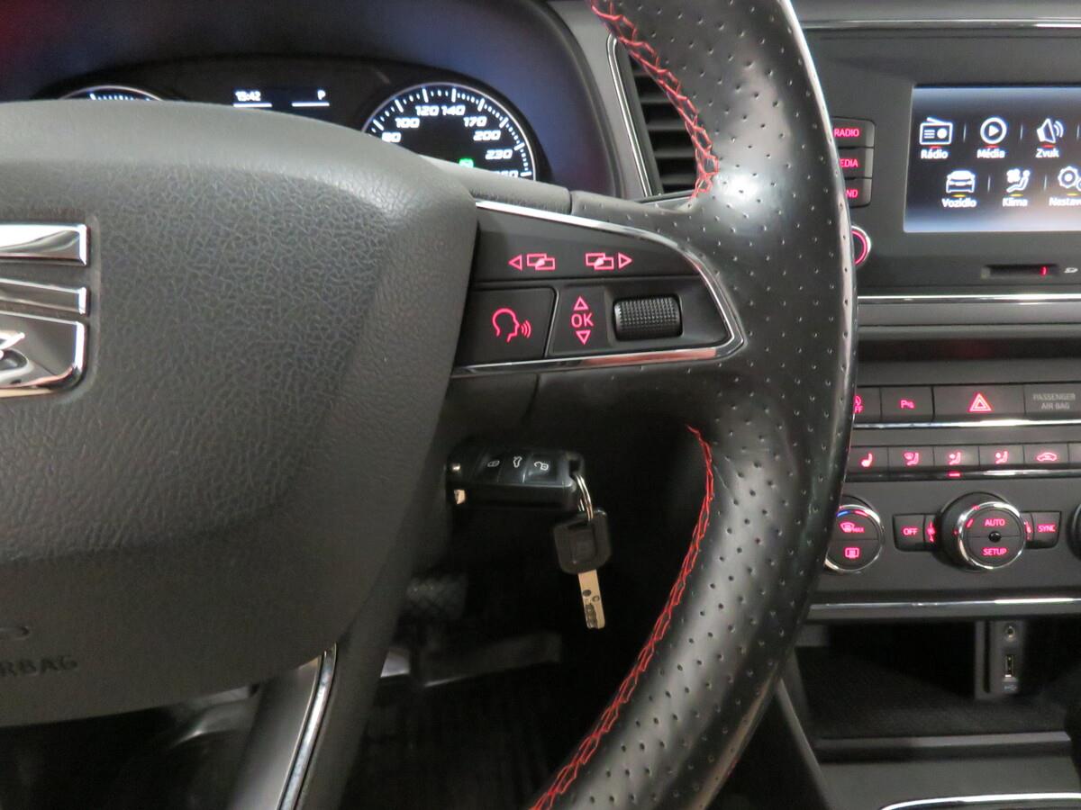 Seat Leon 1.4 TSI 110 kW DSG FR – foto 18