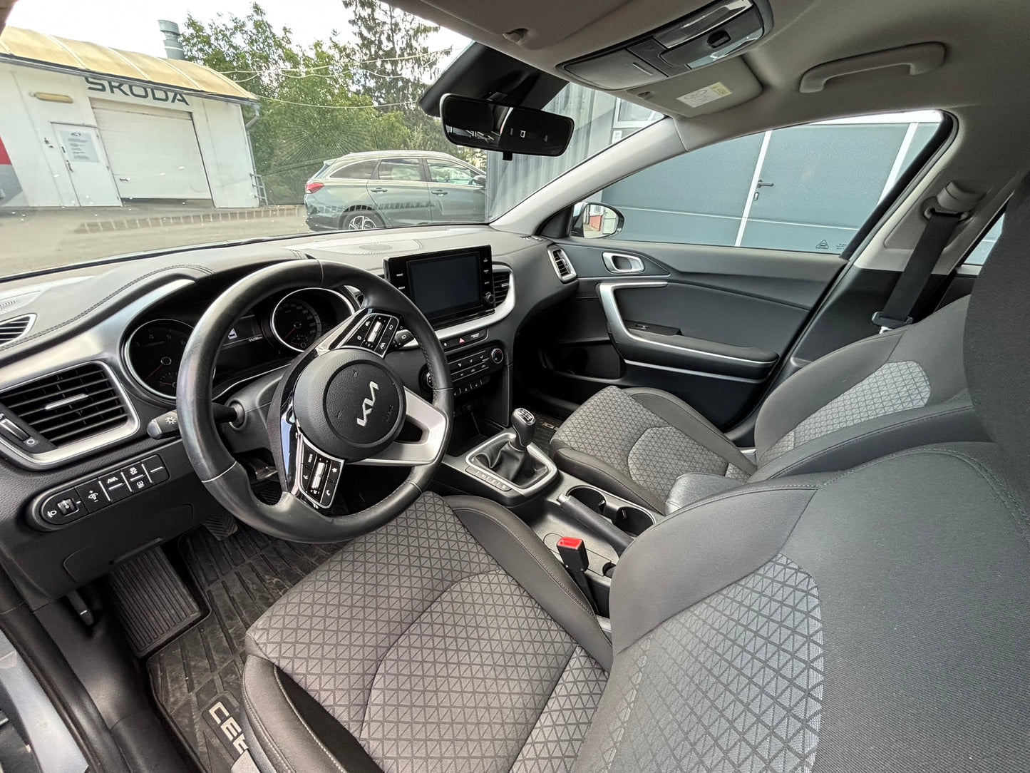 Kia Ceed  1.5 T-GDI Spin