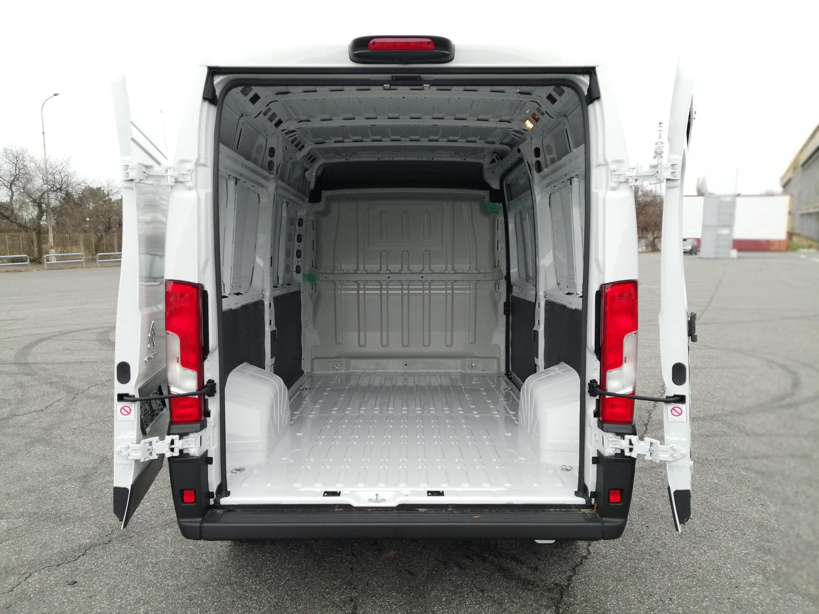 Citroen Jumper 2.2 BHDI 103 kW L2H2 – foto 8