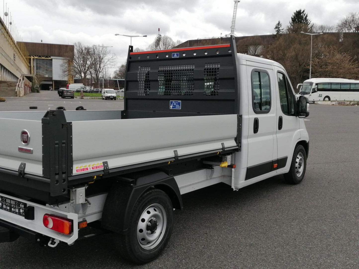 Fiat Ducato Maxi 2,2 MTJ L3 Dvojkabina Jednostranný sklápěč