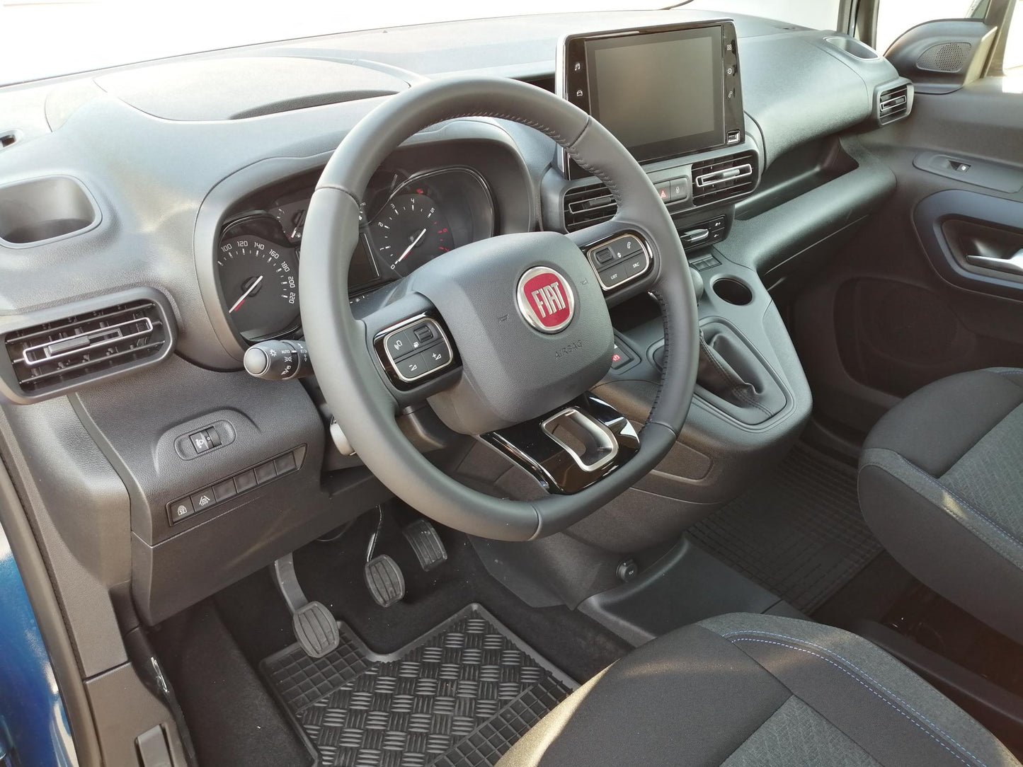 Fiat Doblo NEW Kombi 1,5 BHDI L1