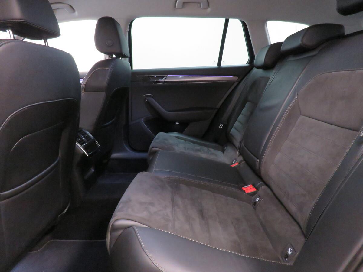 Škoda Superb 2.0 TDI 147 kW Scout