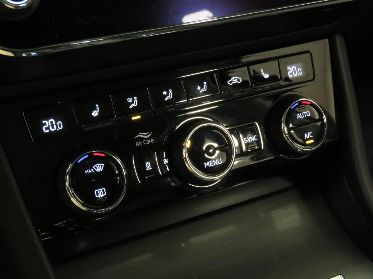 Škoda Superb 2.0 TDI 147 kW Scout