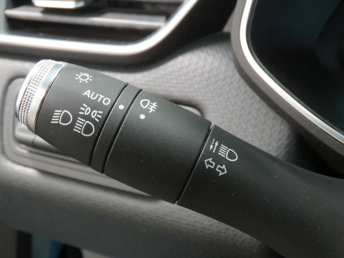 Renault Clio 1.6i 67 kW E-TECH Hybrid