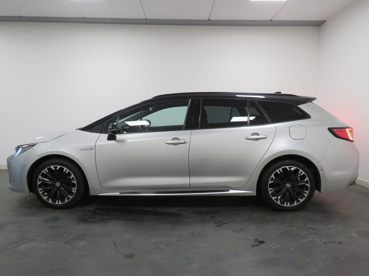 Toyota Corolla 2.0 Hybrid e-CVT GR Sport